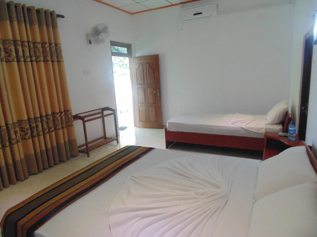 White Eagle Hotel Sigiriya Kamer foto